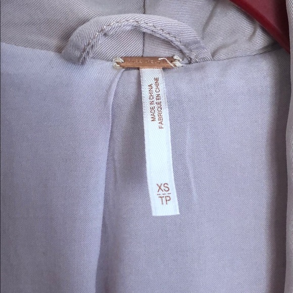 ✌️☮️ Brand New Free People Slouchy Blazer Lilac XS - Picture 6 of 7